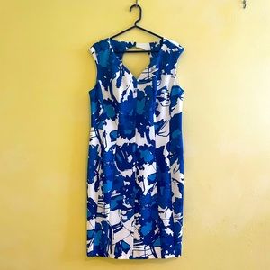 J. Peterman Blue Abstract Floral Princess Seamed Sweetheart Neckline Key-Hole
